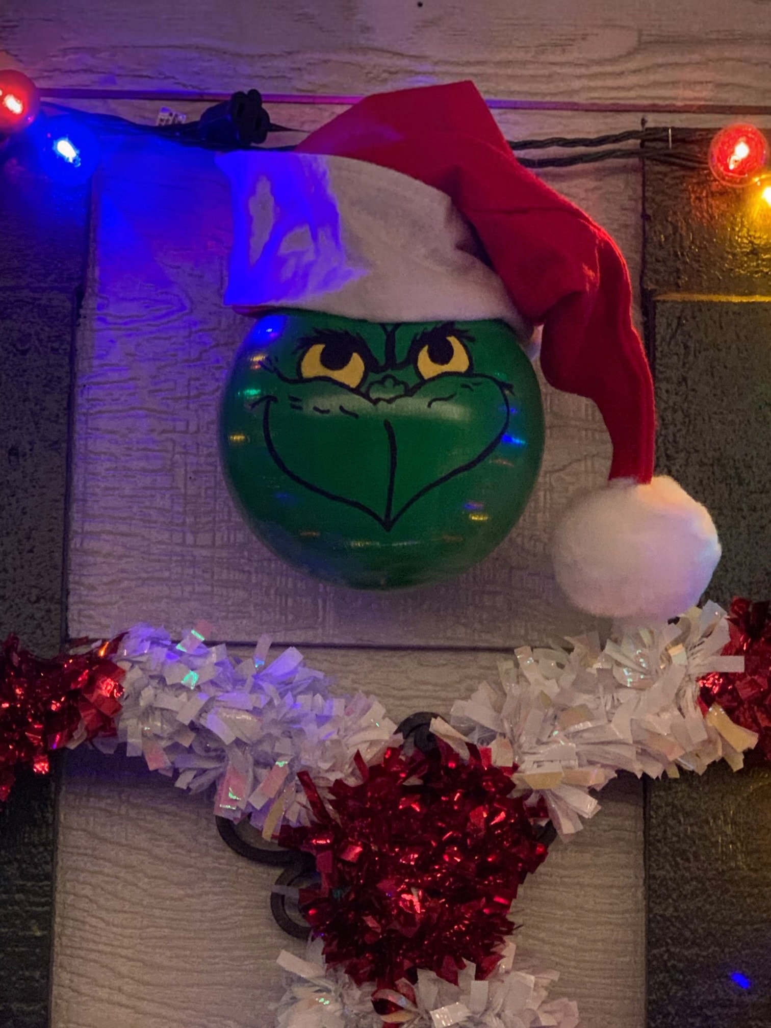 Grinch porch light painting